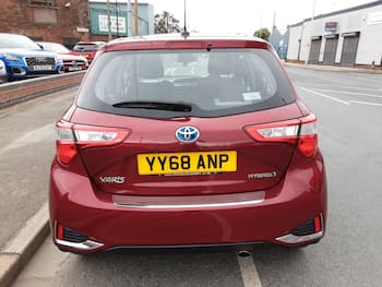 Used Toyota Yaris 2018 for sale - 79828256: Photo