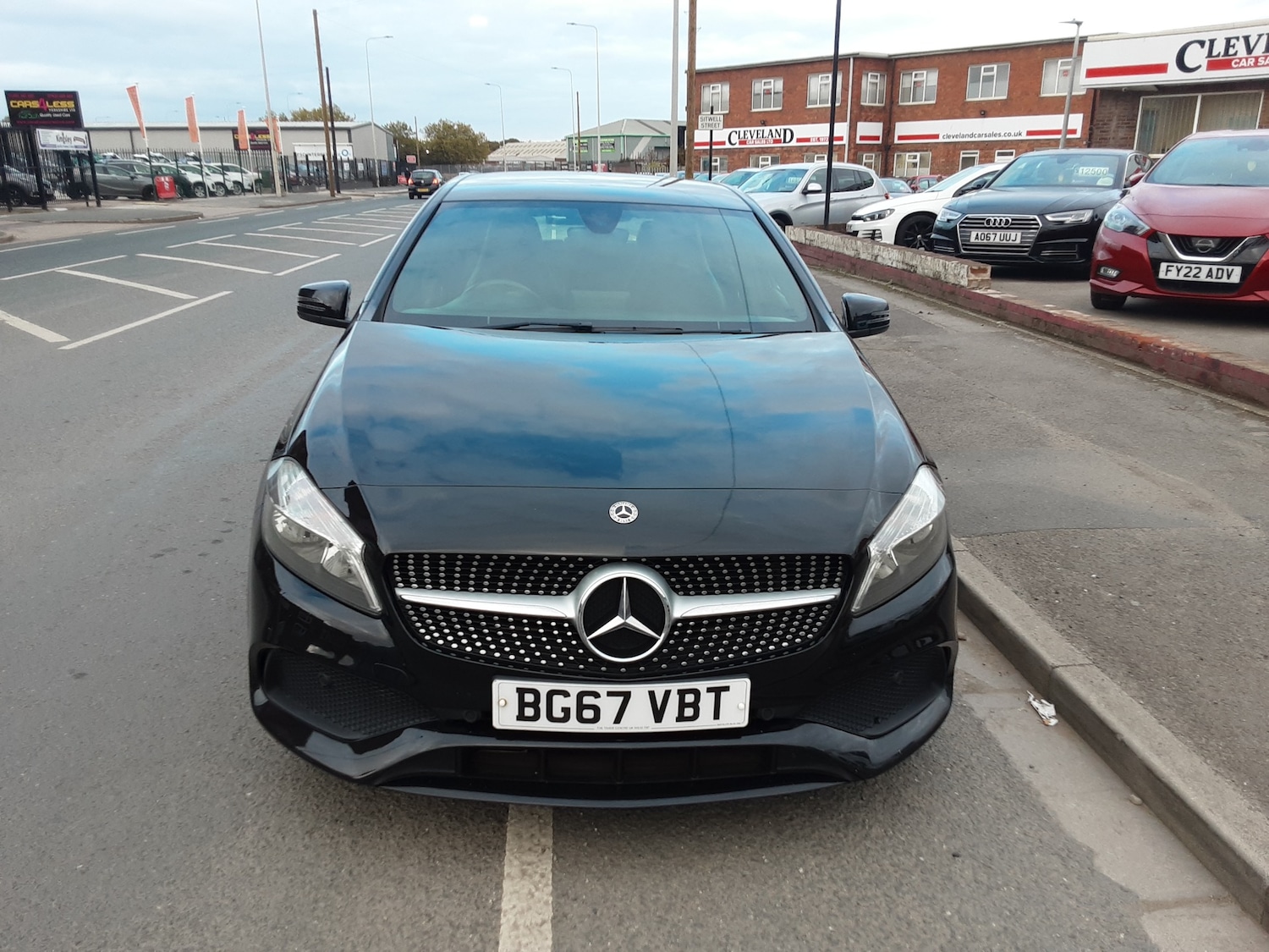 Used Mercedes-Benz A-Class 2017 for sale - 76366322: Photo 2