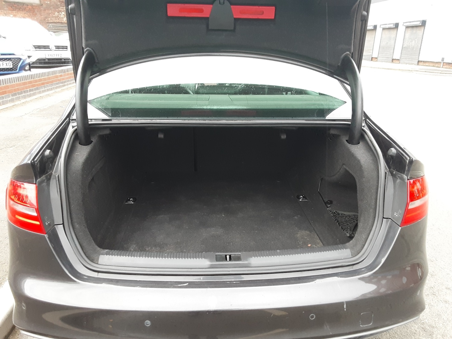 Used Audi A4 2014 for sale - 76589738: Photo 11