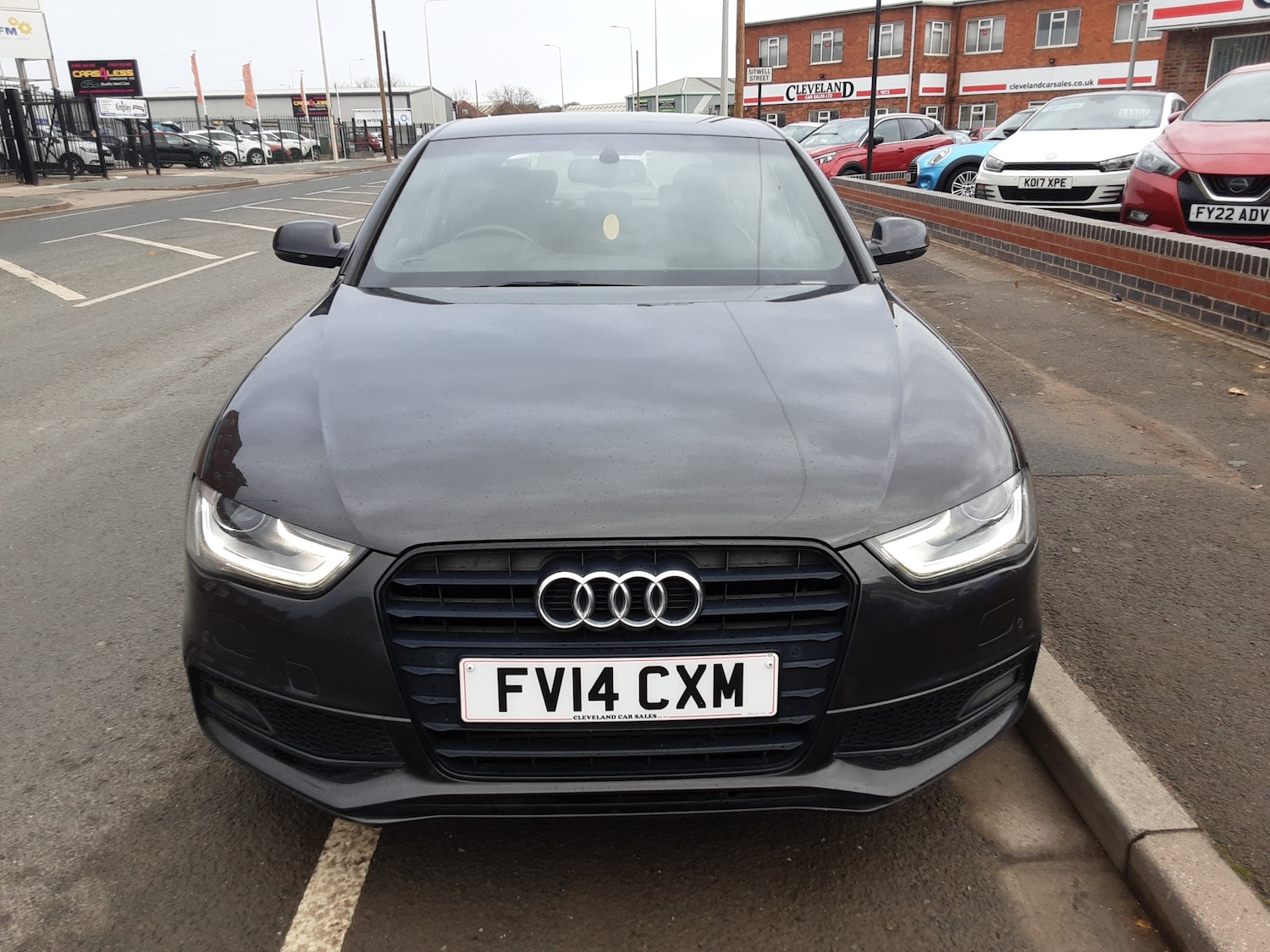 Used Audi A4 2014 for sale - 76589738: Photo 2