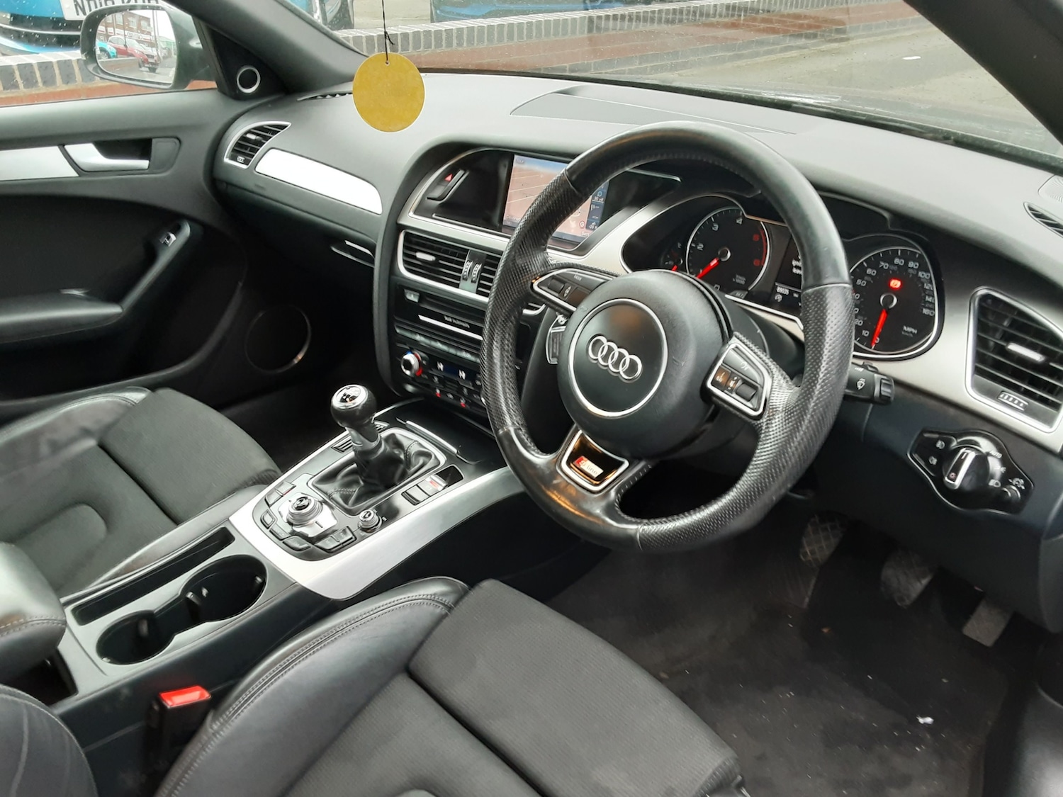 Used Audi A4 2014 for sale - 76589738: Photo 6