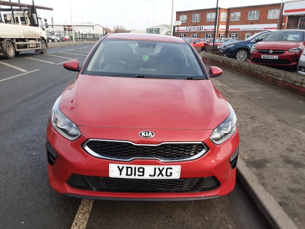 Used Kia Ceed 2019 for sale - 73112631: Photo 2