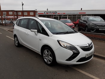 Vauxhall Zafira feature image