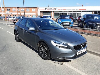 Used Volvo V40 2018 for sale - 78081978: Photo