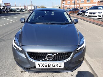 Used Volvo V40 2018 for sale - 78081978: Photo