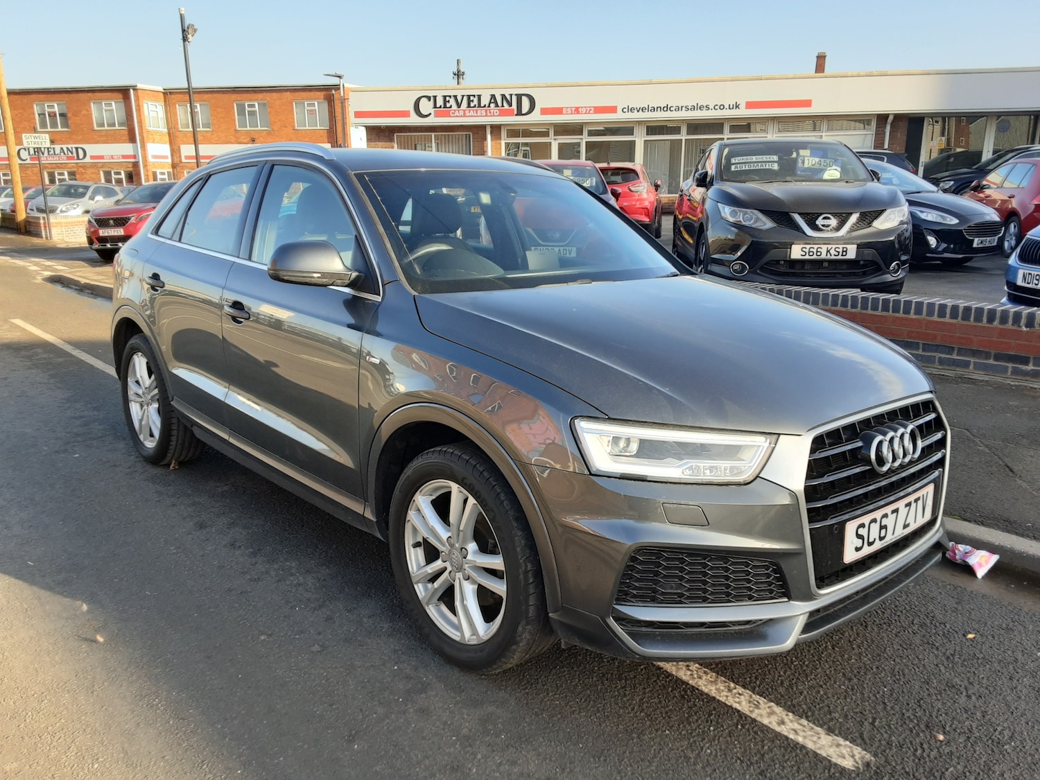 Used Audi Q3 2017 for sale - 76589733: Photo 1