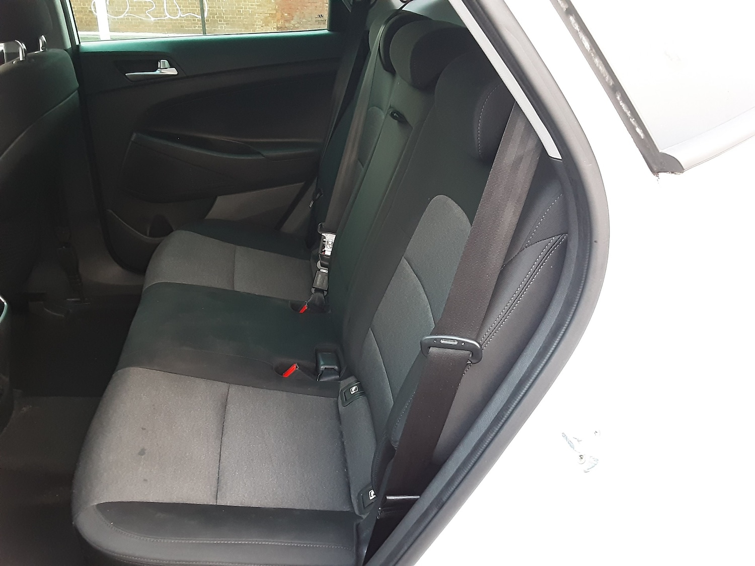 Used Hyundai TUCSON 2018 for sale - 77210803: Photo 3