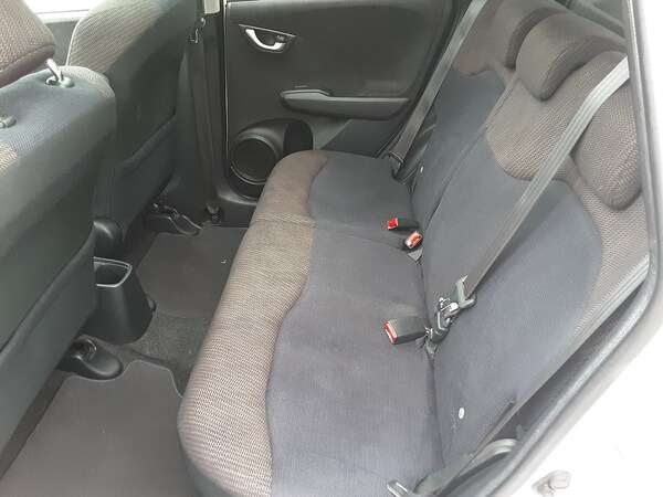 Used Honda Jazz 2013 for sale - 76302433: Photo 10