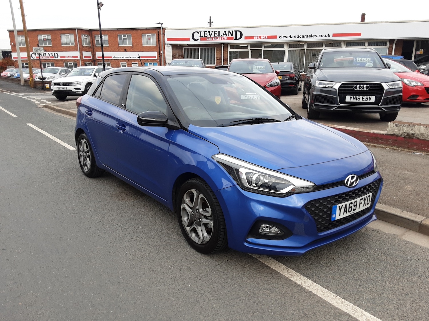Used Hyundai i20 2019 for sale - 76075911: Photo 1