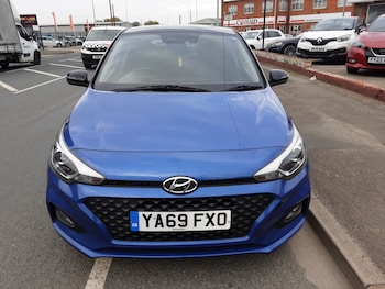 Used Hyundai i20 2019 for sale - 76075911: Photo 2