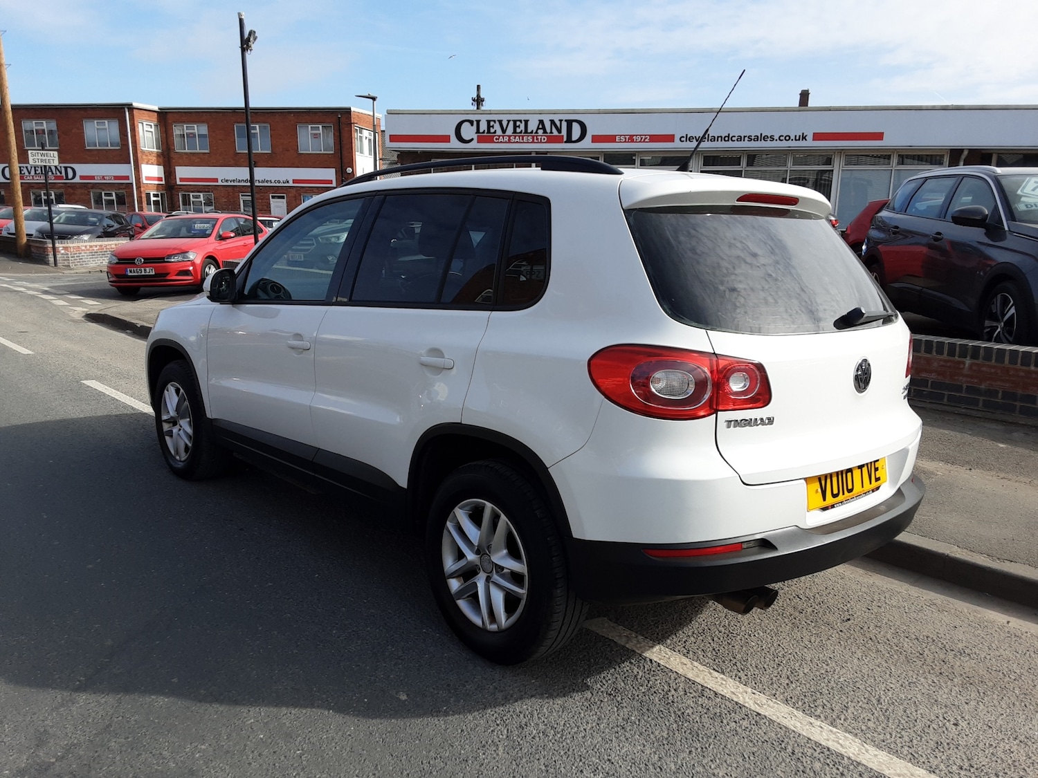 Used Volkswagen Tiguan 2010 for sale - 77730952: Photo 4