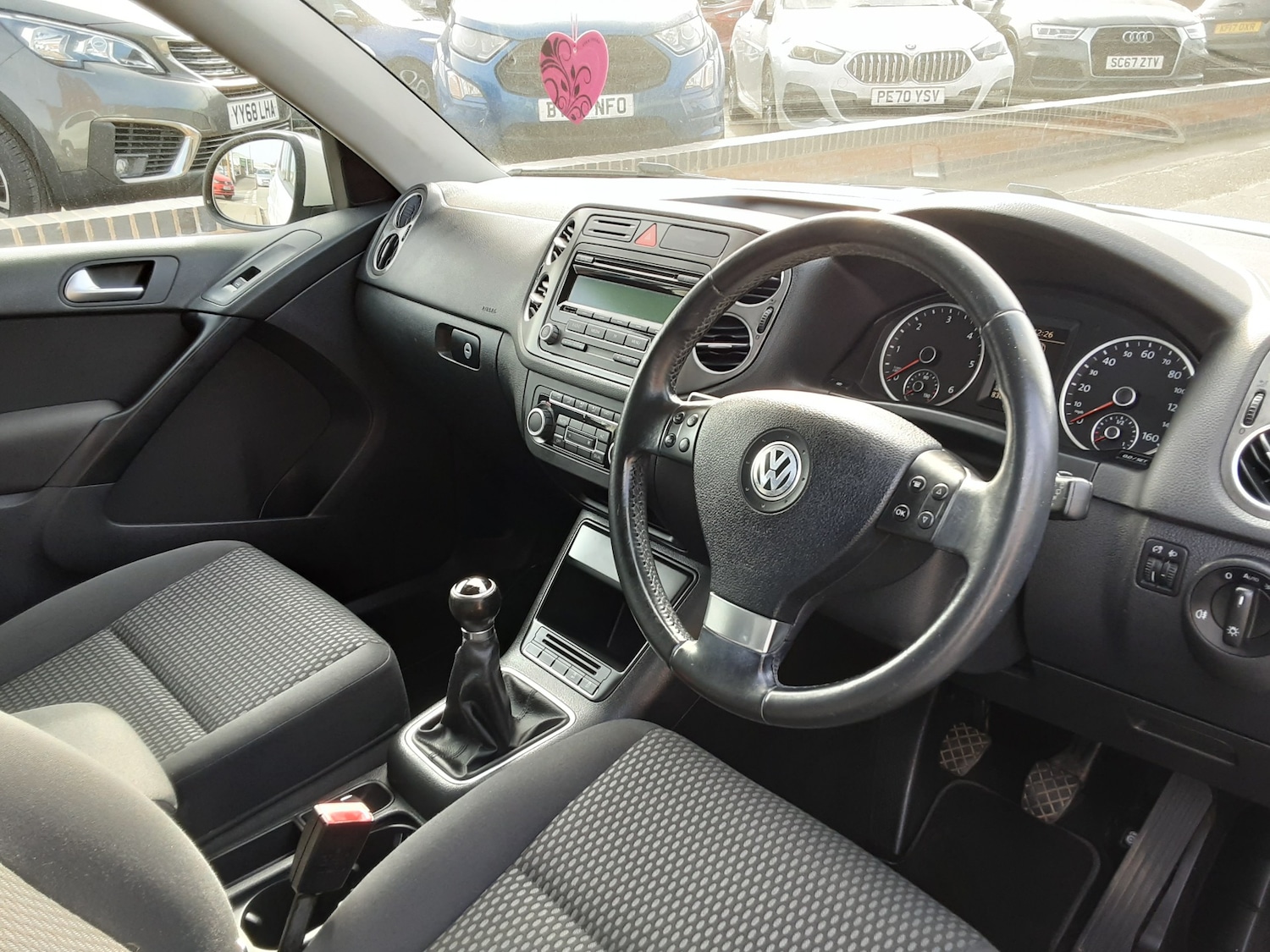Used Volkswagen Tiguan 2010 for sale - 77730952: Photo 5