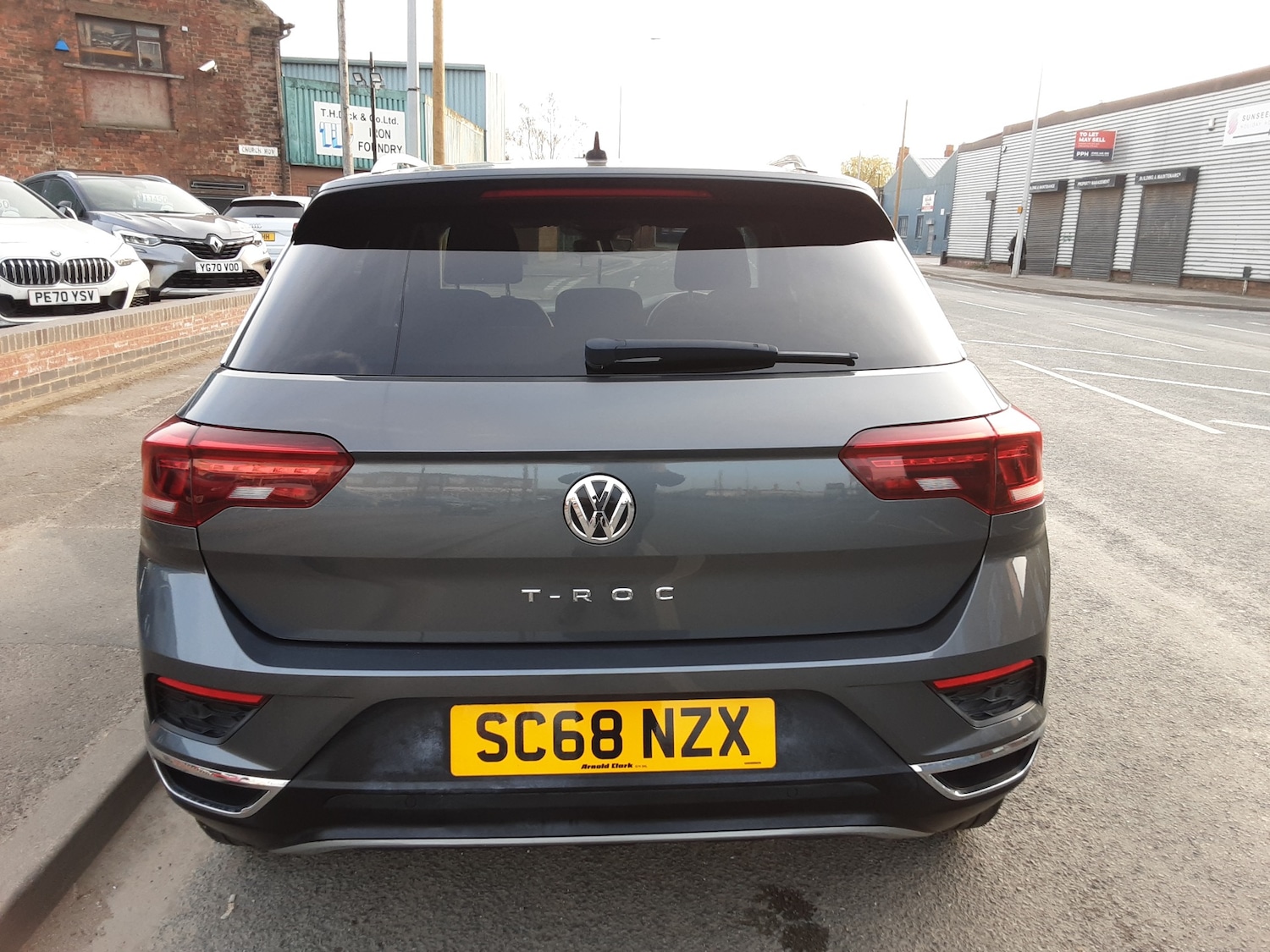 Used Volkswagen T-Roc 2018 for sale - 77988296: Photo 3