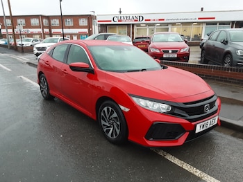 Used Honda Civic 2018 for sale - 77300686: Photo
