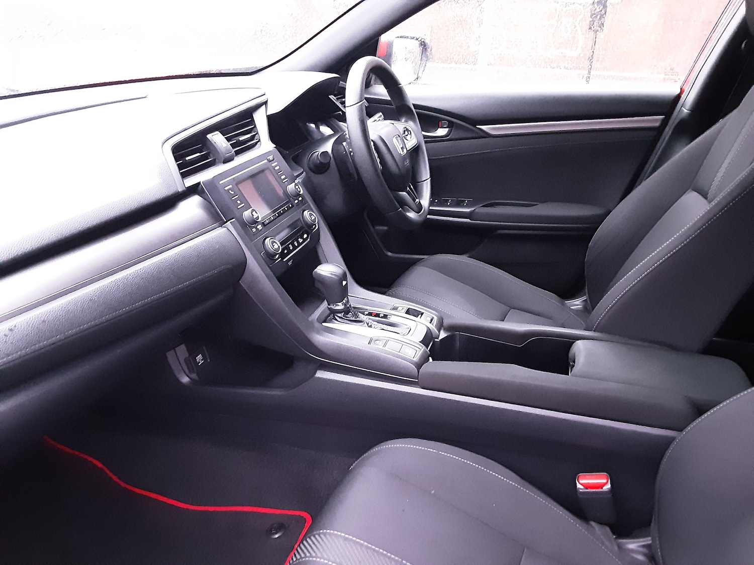 Used Honda Civic 2018 for sale - 77300686: Photo 7