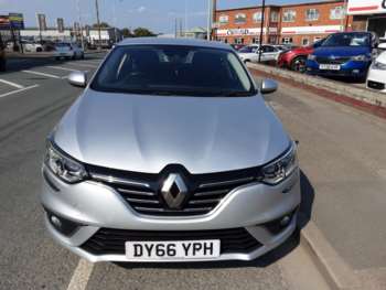 Used Renault Megane 2016 for sale - 74941250: Photo