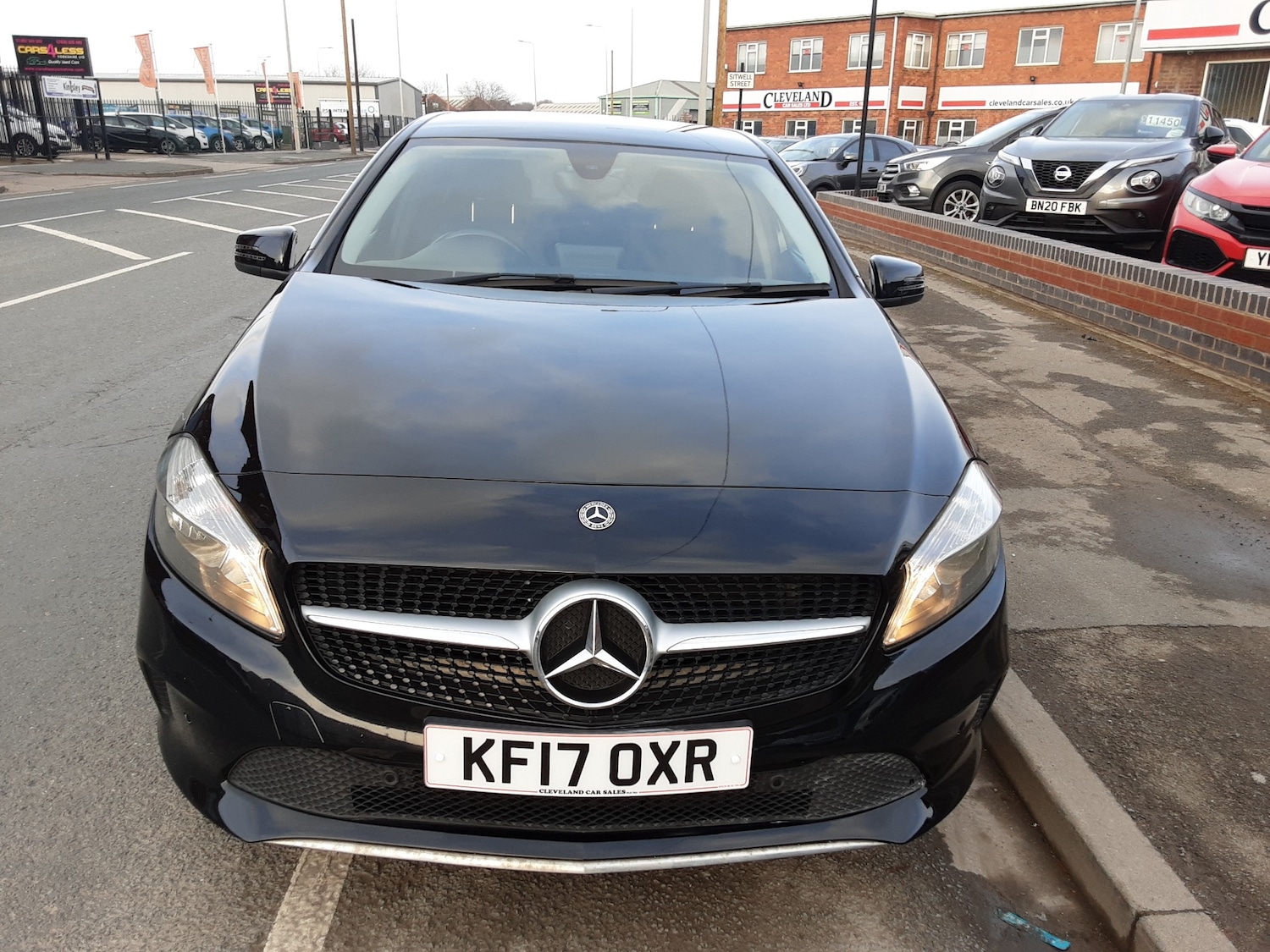 Used Mercedes-Benz A-Class 2017 for sale - 77493387: Photo 2