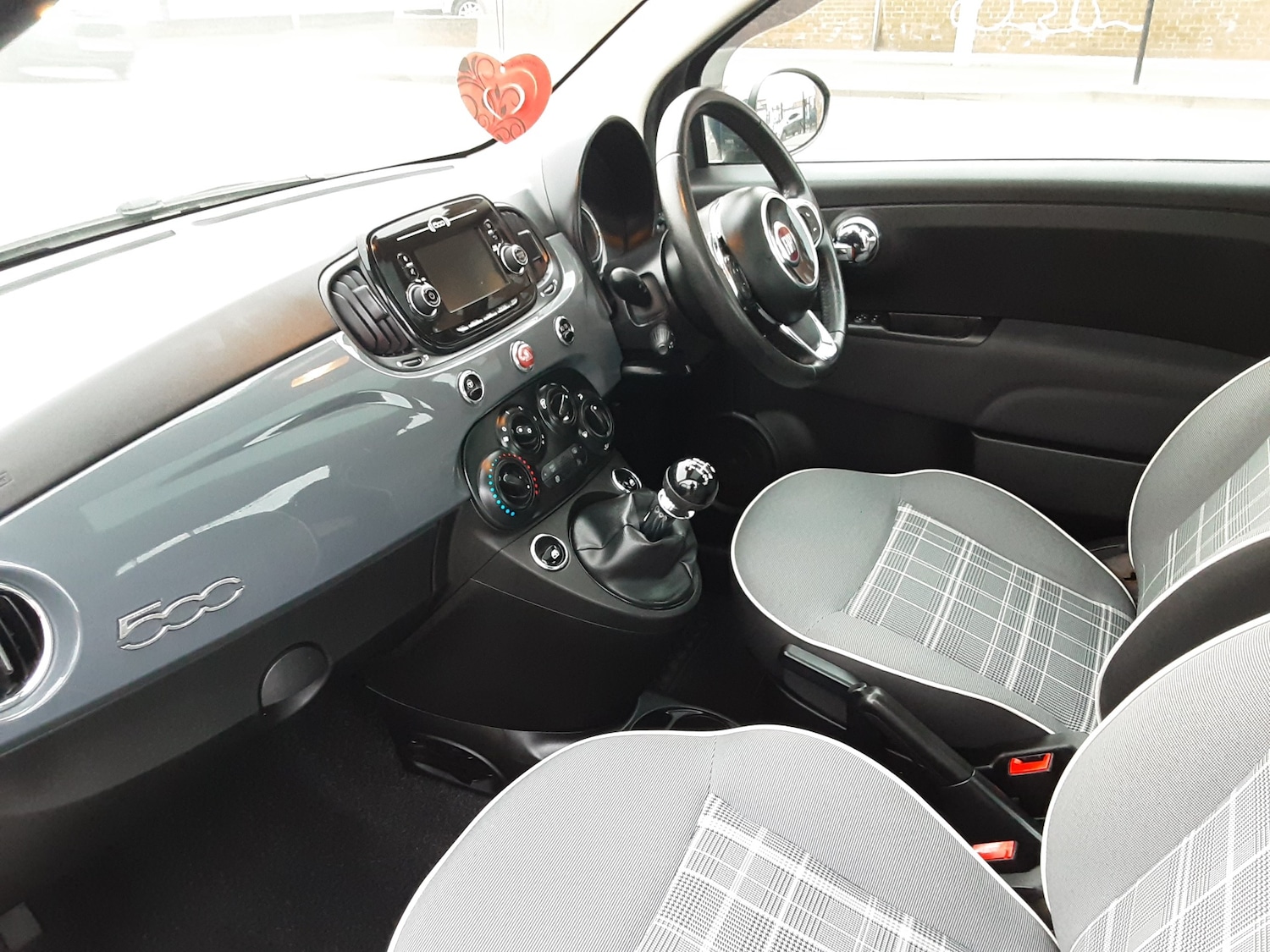 Used Fiat 500 2018 for sale - 77640911: Photo 6