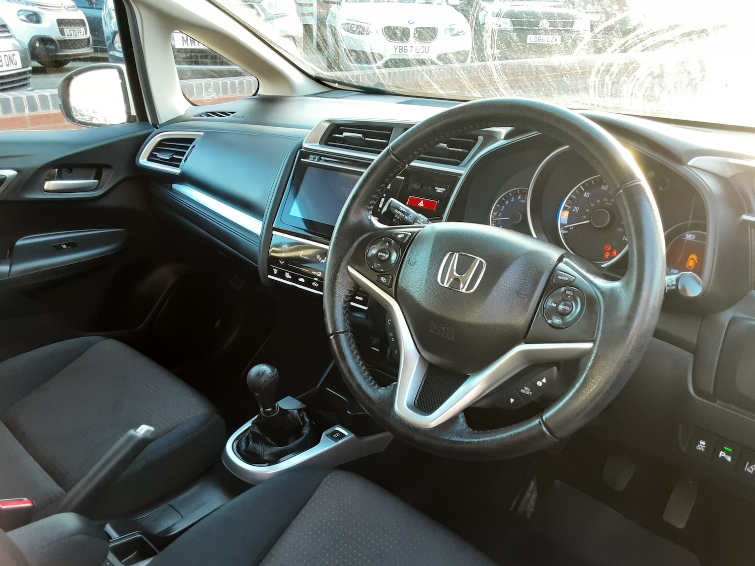 Used Honda Jazz 2017 for sale - 77004872: Photo 6