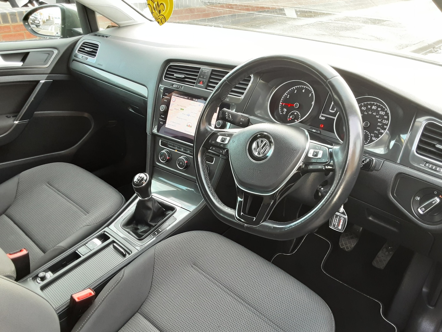 Used Volkswagen Golf 2018 for sale - 76835040: Photo 6