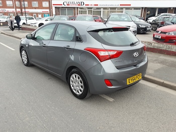 Used Hyundai i30 2014 for sale - 76289649: Photo 4