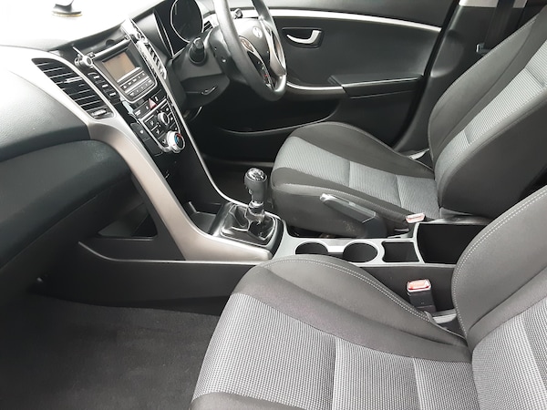 Used Hyundai i30 2014 for sale - 76289649: Photo 6