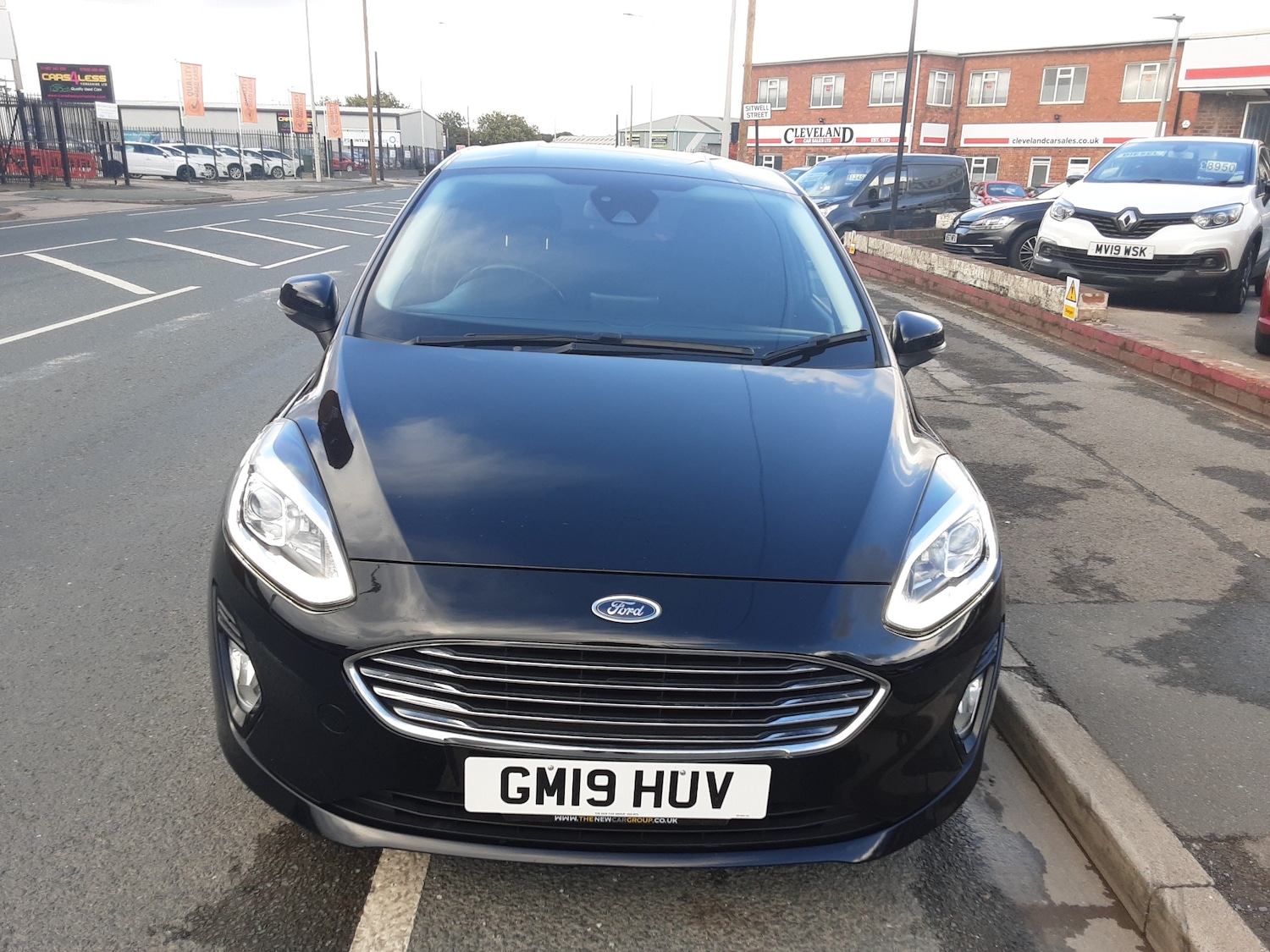 Used Ford Fiesta 2019 for sale - 75922143: Photo 2