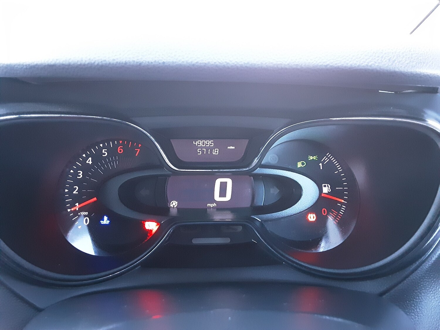 Used Renault Captur 2018 for sale - 76494458: Photo 8