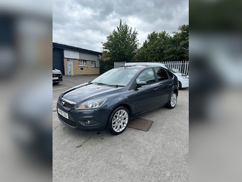 Used Ford Focus 2010 for sale - 75525444: Photo