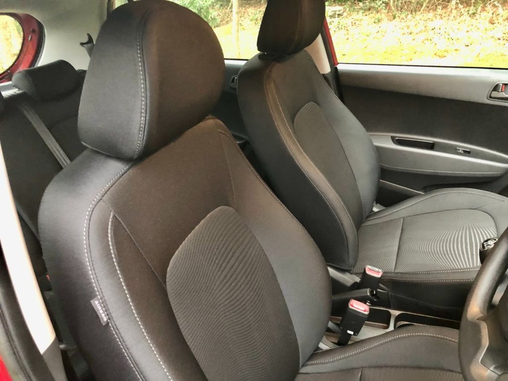 Used Hyundai i10 2017 for sale - 77660220: Photo 23