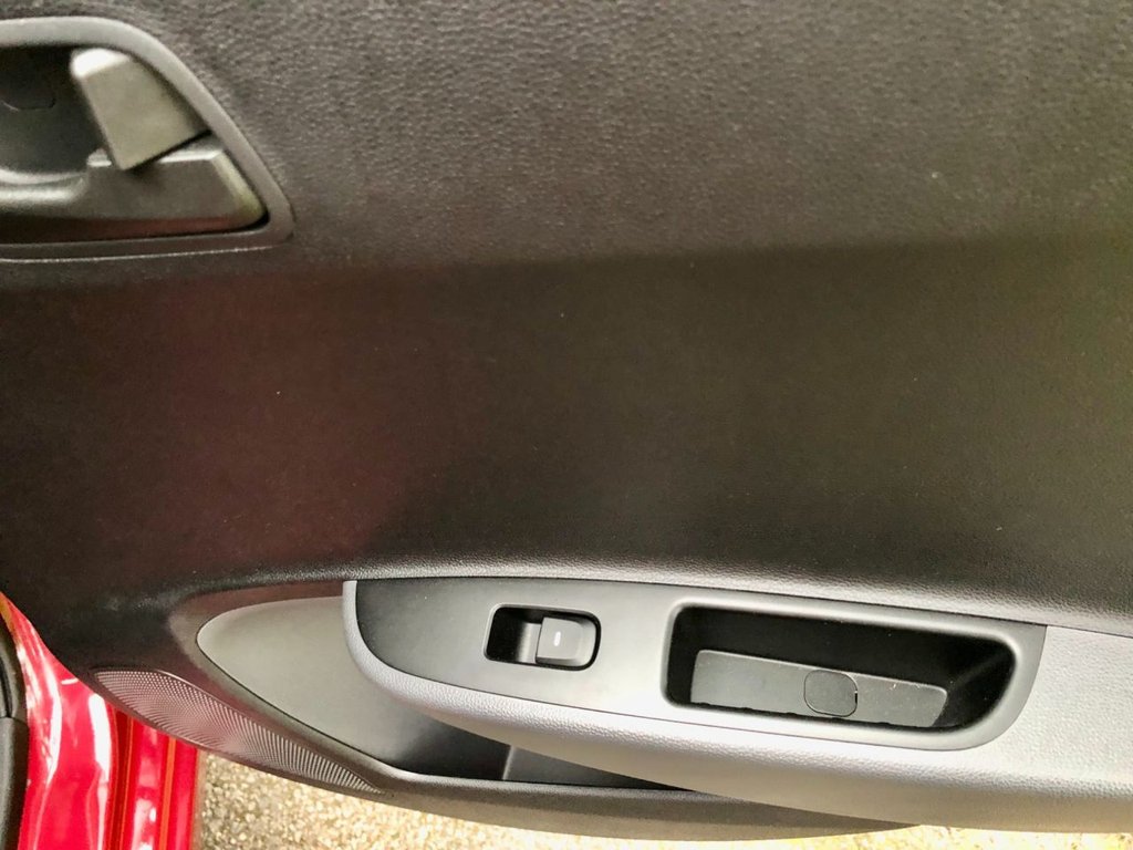 Used Hyundai i10 2017 for sale - 77660220: Photo 35