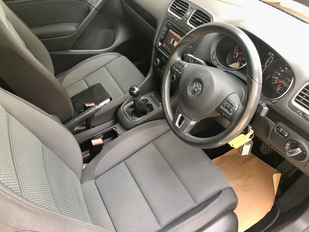 Used Volkswagen Golf 2012 for sale - 76514576: Photo 2