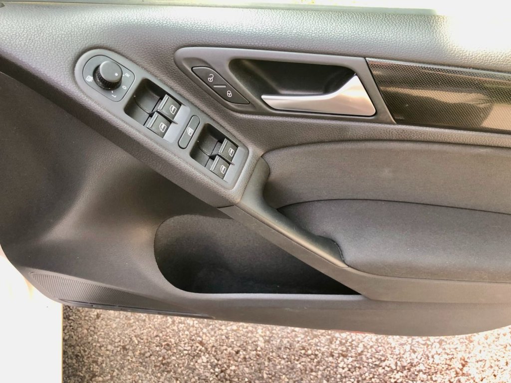 Used Volkswagen Golf 2012 for sale - 76514576: Photo 6