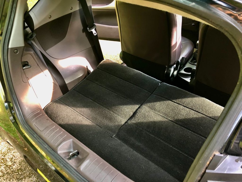 Used Toyota IQ 2009 for sale - 76406212: Photo 10