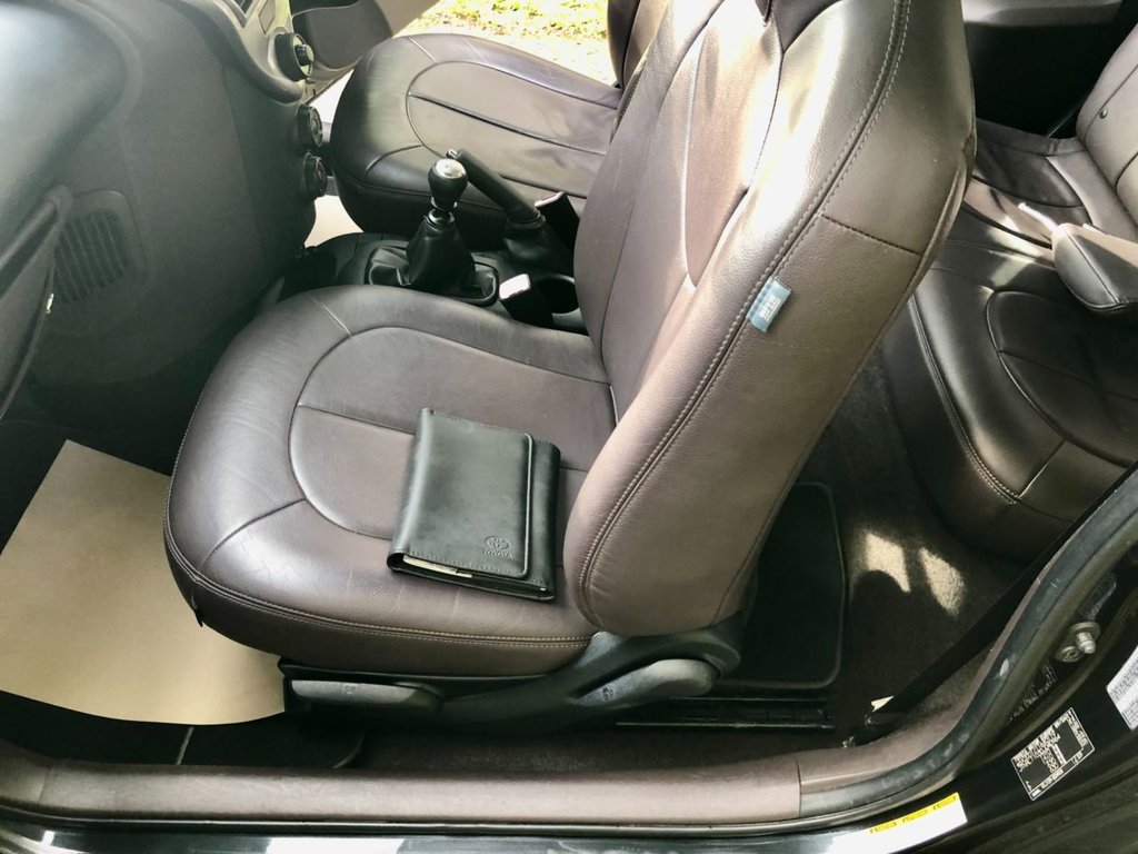 Used Toyota IQ 2009 for sale - 76406212: Photo 27