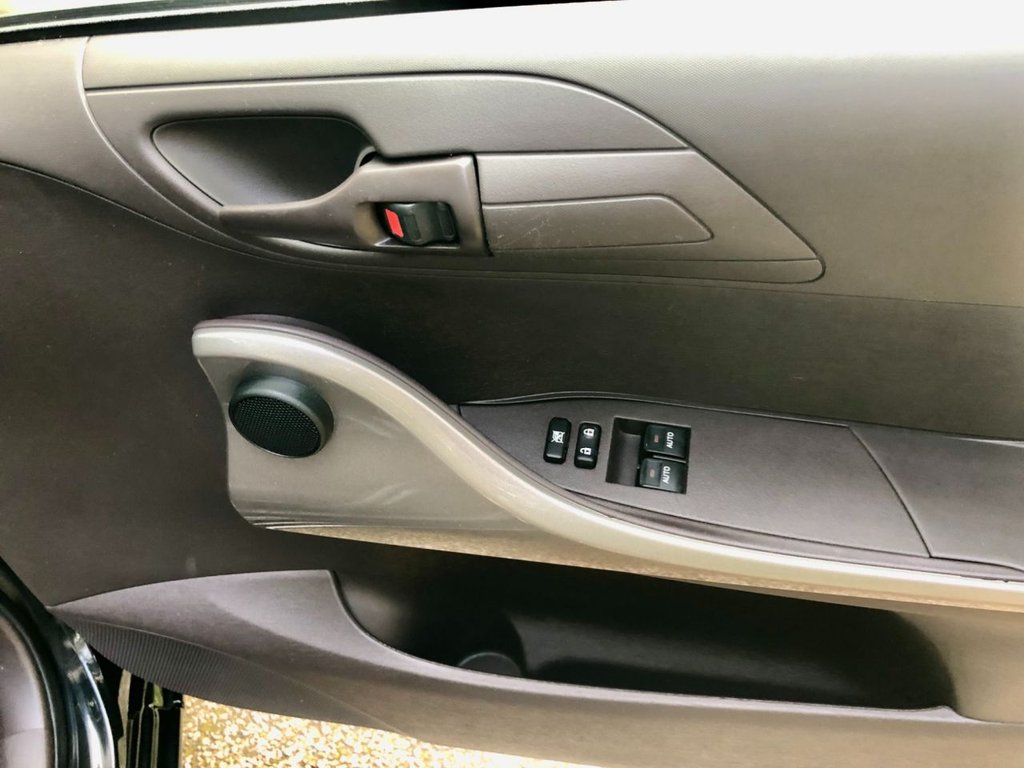 Used Toyota IQ 2009 for sale - 76406212: Photo 30