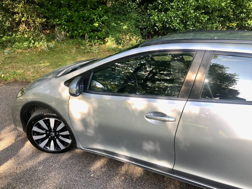 Used Honda Civic 2017 for sale - 76453918: Photo 11