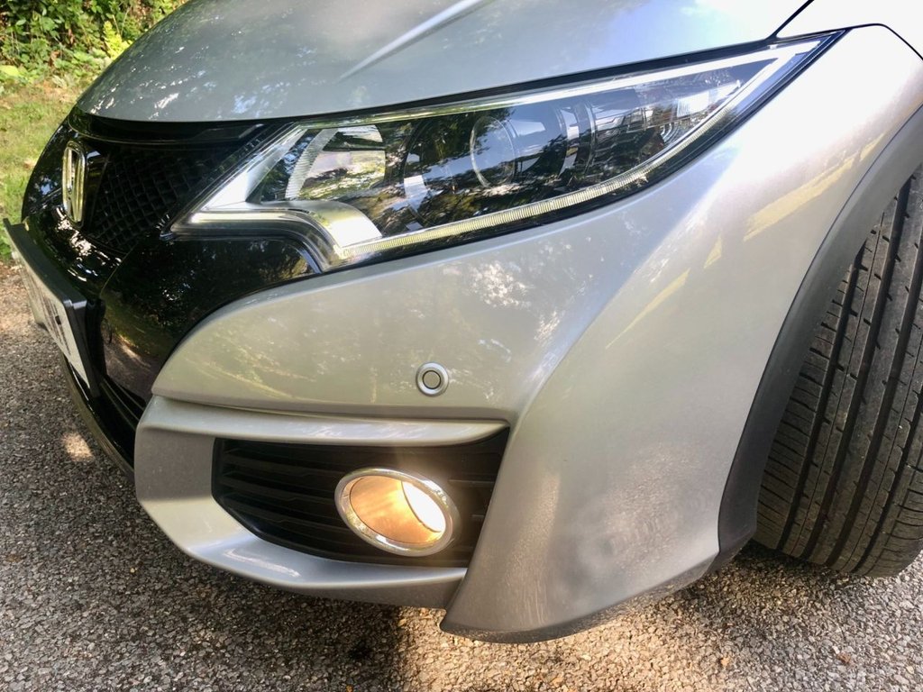 Used Honda Civic 2017 for sale - 76453918: Photo 12