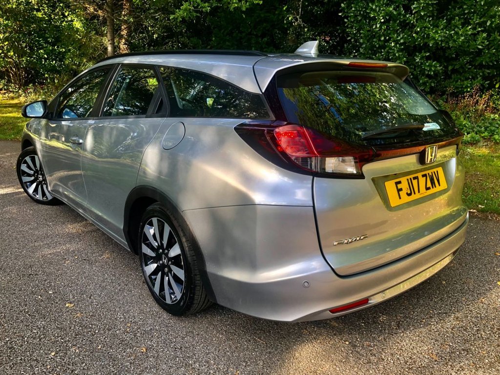 Used Honda Civic 2017 for sale - 76453918: Photo 6