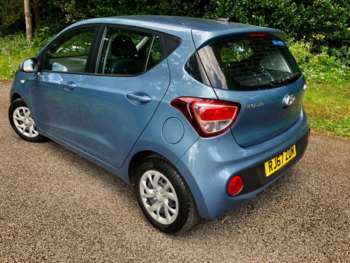 Used Hyundai i10 2017 for sale - 74936705: Photo