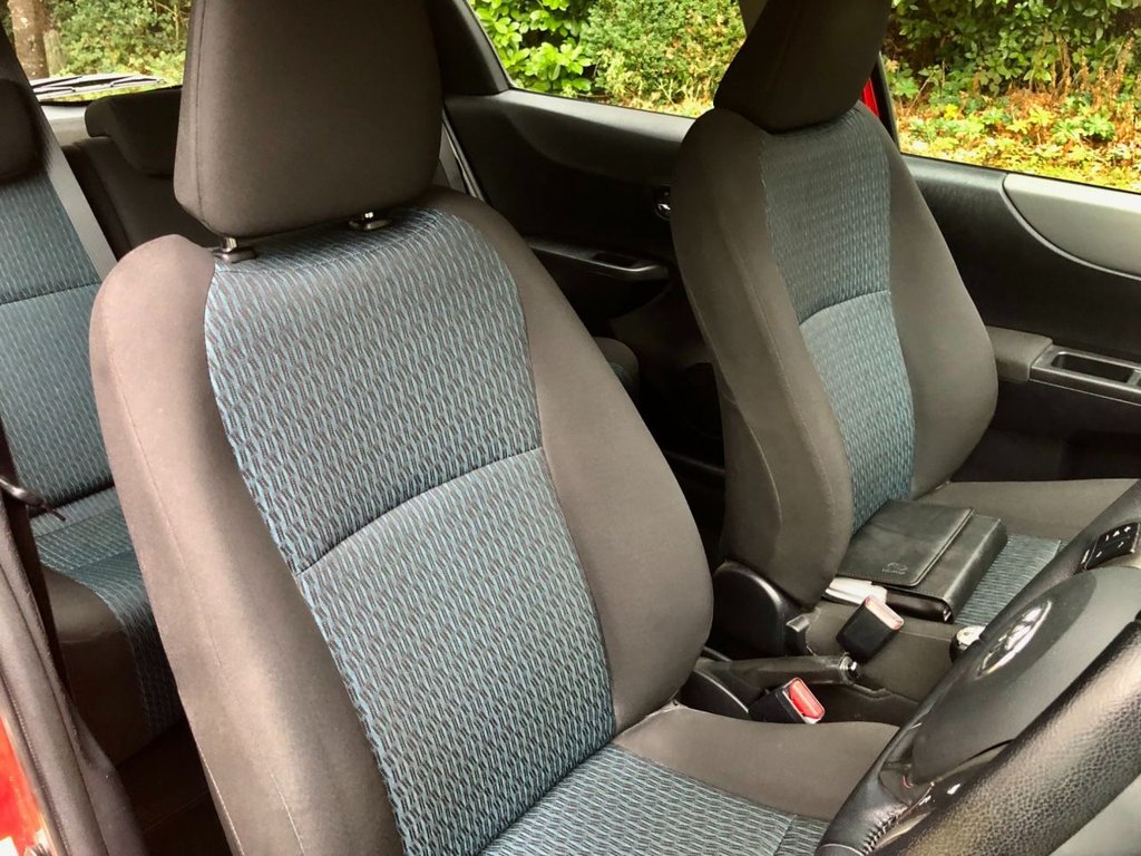 Used Toyota Yaris 2012 for sale - 76725106: Photo 17