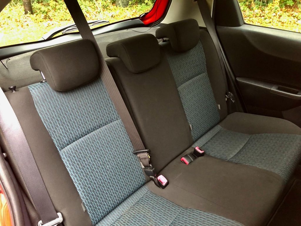 Used Toyota Yaris 2012 for sale - 76725106: Photo 19