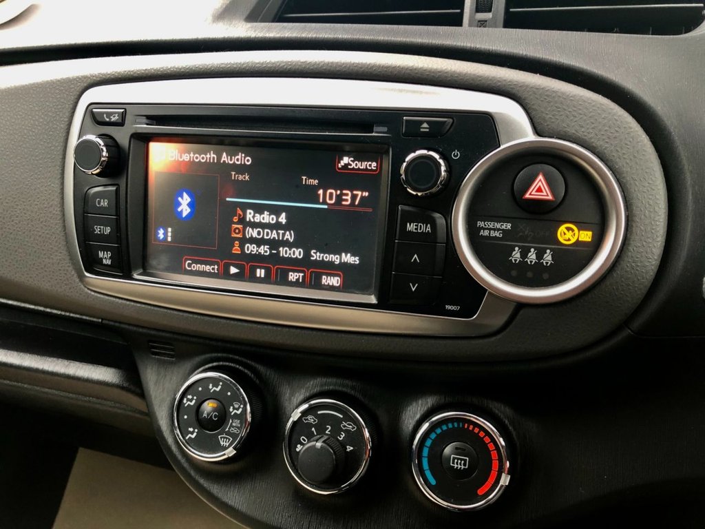 Used Toyota Yaris 2012 for sale - 76725106: Photo 38