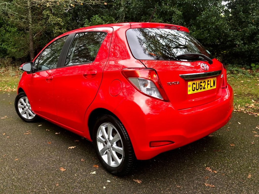 Used Toyota Yaris 2012 for sale - 76725106: Photo 4