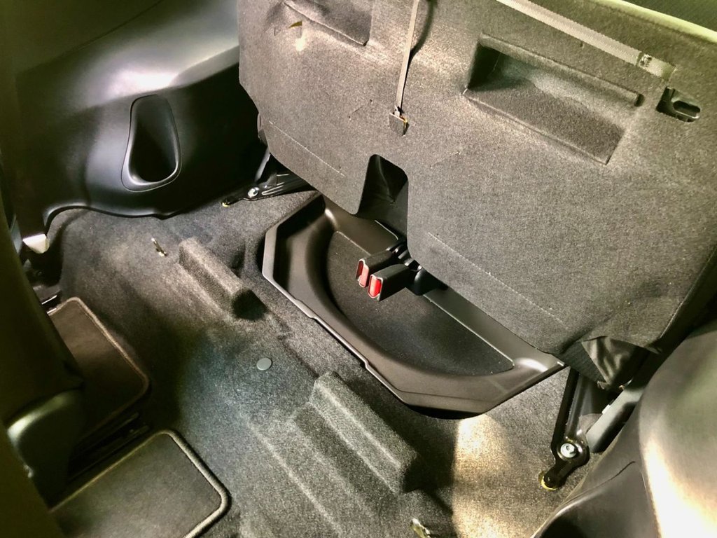 Used Toyota IQ 2011 for sale - 76966220: Photo 12