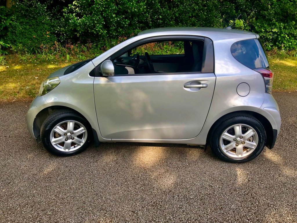 Used Toyota IQ 2011 for sale - 76966220: Photo 6