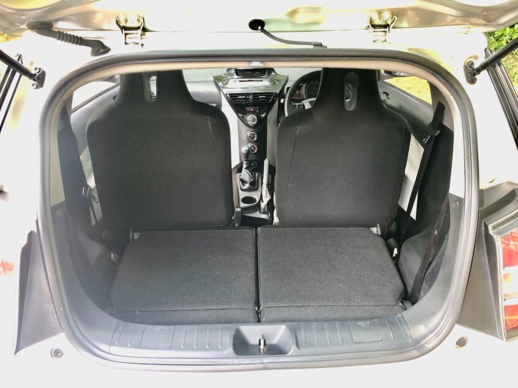 Used Toyota IQ 2011 for sale - 76966220: Photo 9