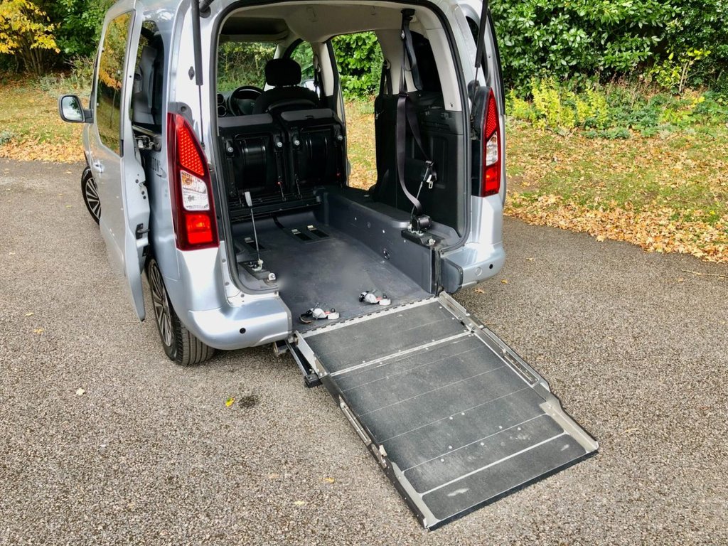 Used Peugeot Partner Tepee 2015 for sale - 76380163: Photo 16