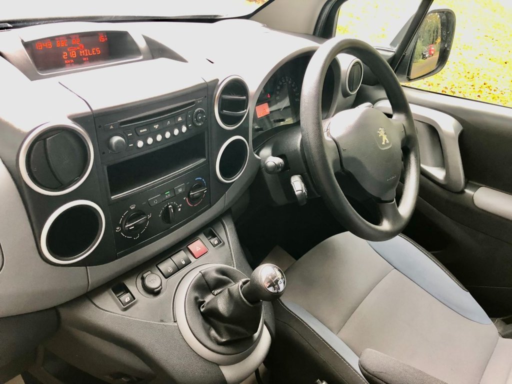 Used Peugeot Partner Tepee 2015 for sale - 76380163: Photo 38