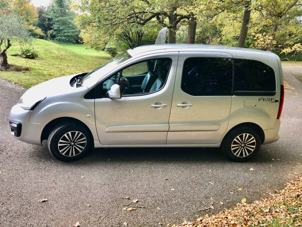 Used Peugeot Partner Tepee 2015 for sale - 76380163: Photo 42